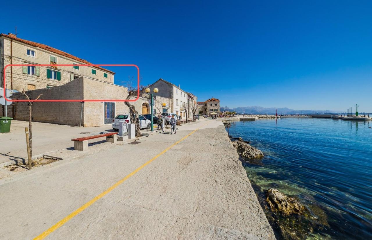 Seafront Apartments Karlo Kastela Luaran gambar